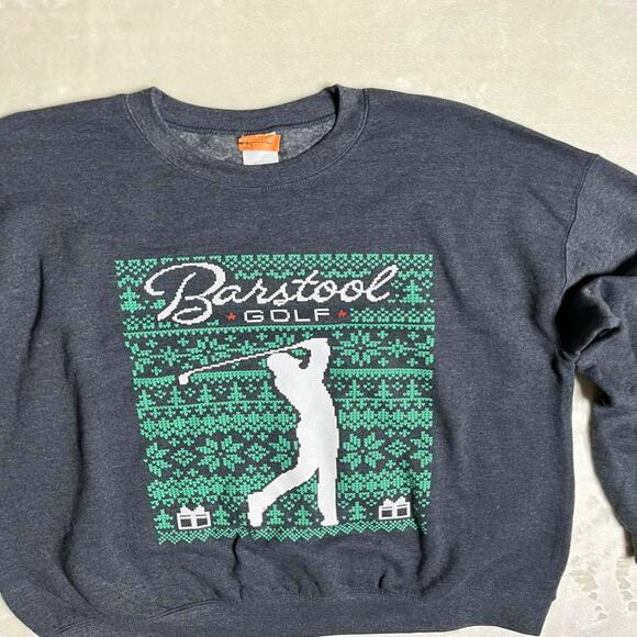 Barstool Sports Graphic Sweatshirt Men's L Winter Golf Print Gray Gildan Holiday - Picture 2 of 7